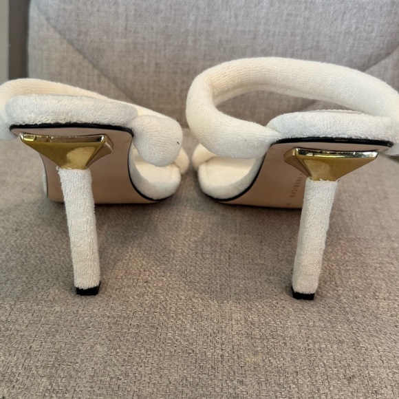 🔥🔥Good American Heels - Picture 4 of 7